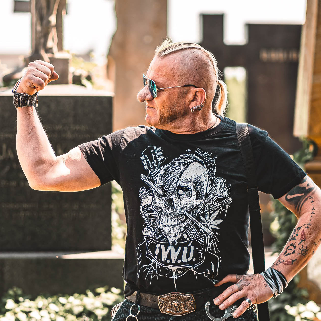 T-shirts for the punk band V.V.Ú